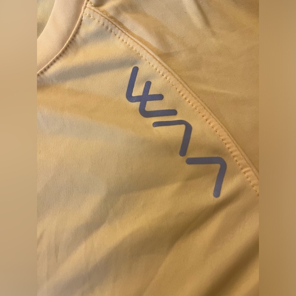WAA Ultra Equipment tech shirt - Picture 8 of 10